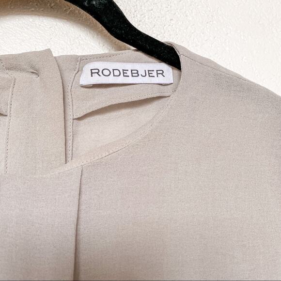 Rodebjer Sheer Pleat Front Button Back Blouse Size Small - Picture 6 of 11